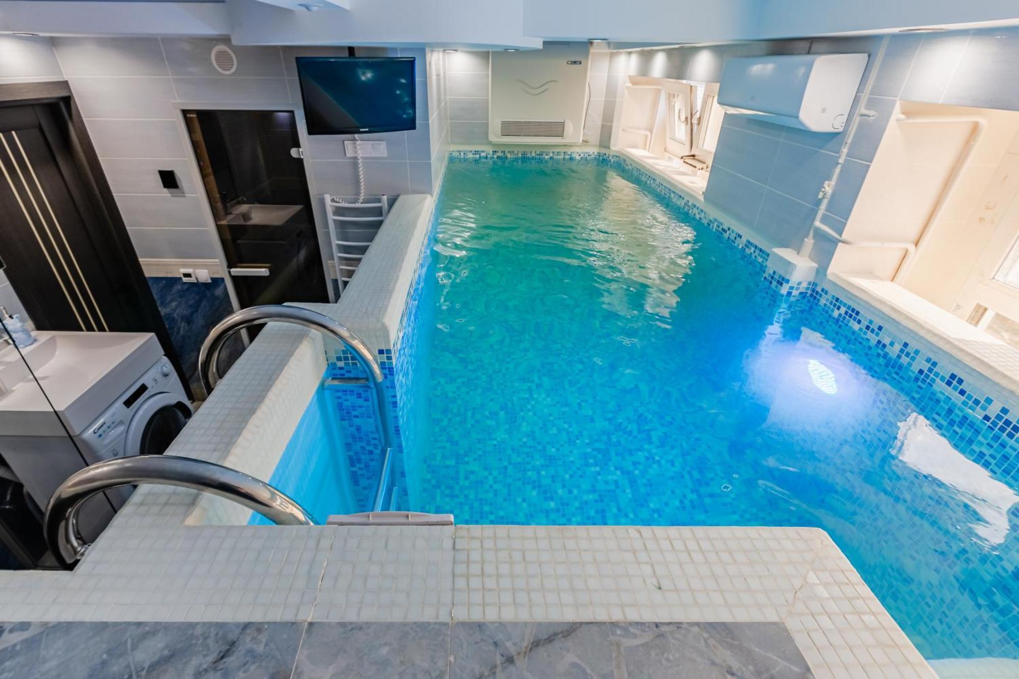 Luxury Apartment With Pool And Hammam كييف المظهر الخارجي الصورة