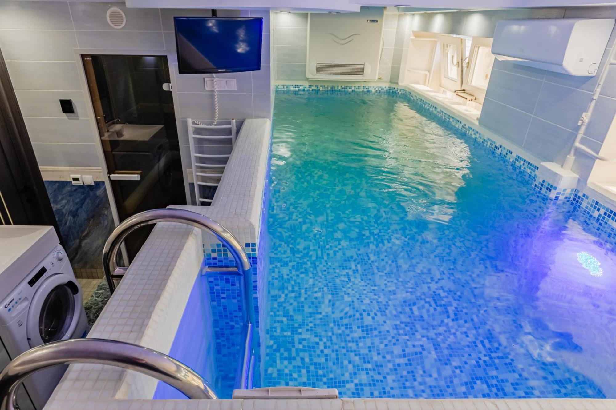 Luxury Apartment With Pool And Hammam كييف المظهر الخارجي الصورة