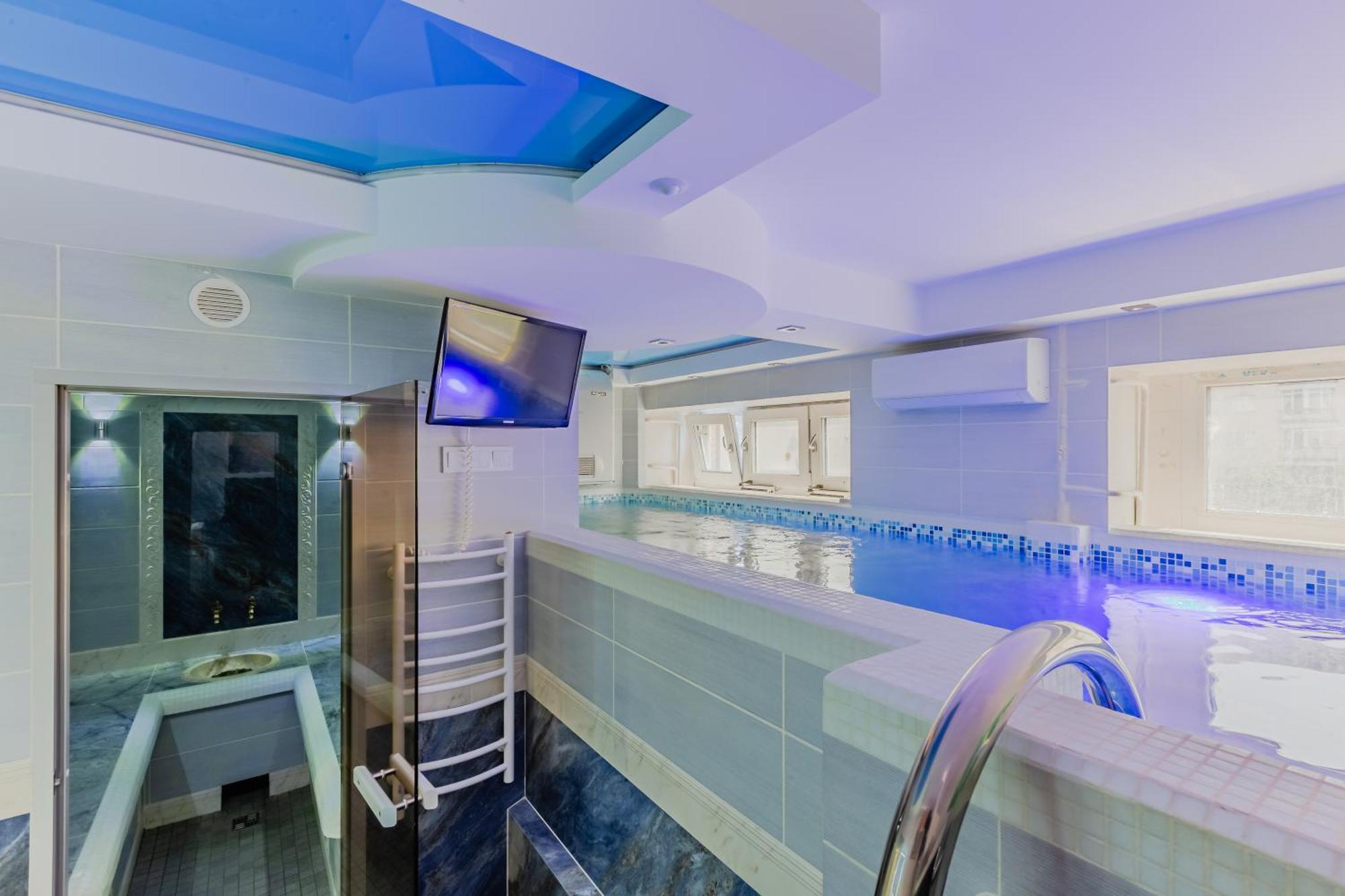 Luxury Apartment With Pool And Hammam كييف المظهر الخارجي الصورة